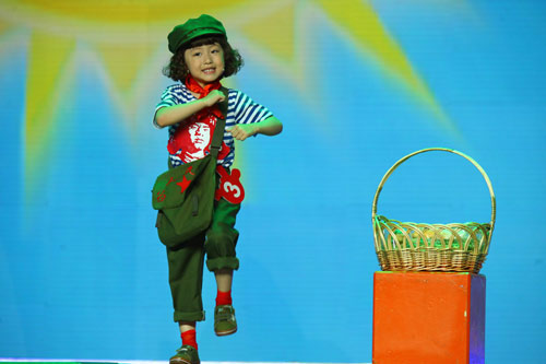 【视听典藏】嘉扬星光~童星曲隽希《出彩中国人》