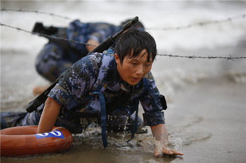 《军事纪实》大型节目《超级女兵》春节播出预告