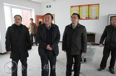 2月14日下午,太湖县县委书记应杰苗,县委副书记王子龙先后来到县委党