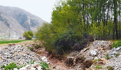 非法挖砂 填河造地 甘肃岷县市民追问——清清洮河水 啥时能回来_党建