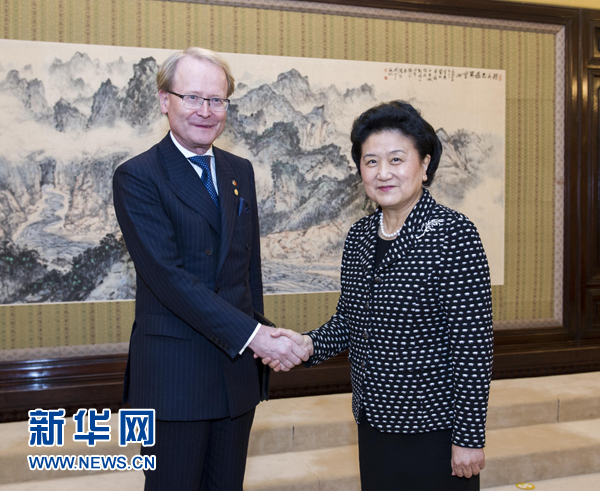 刘延东会见瑞典客人_共产党员网