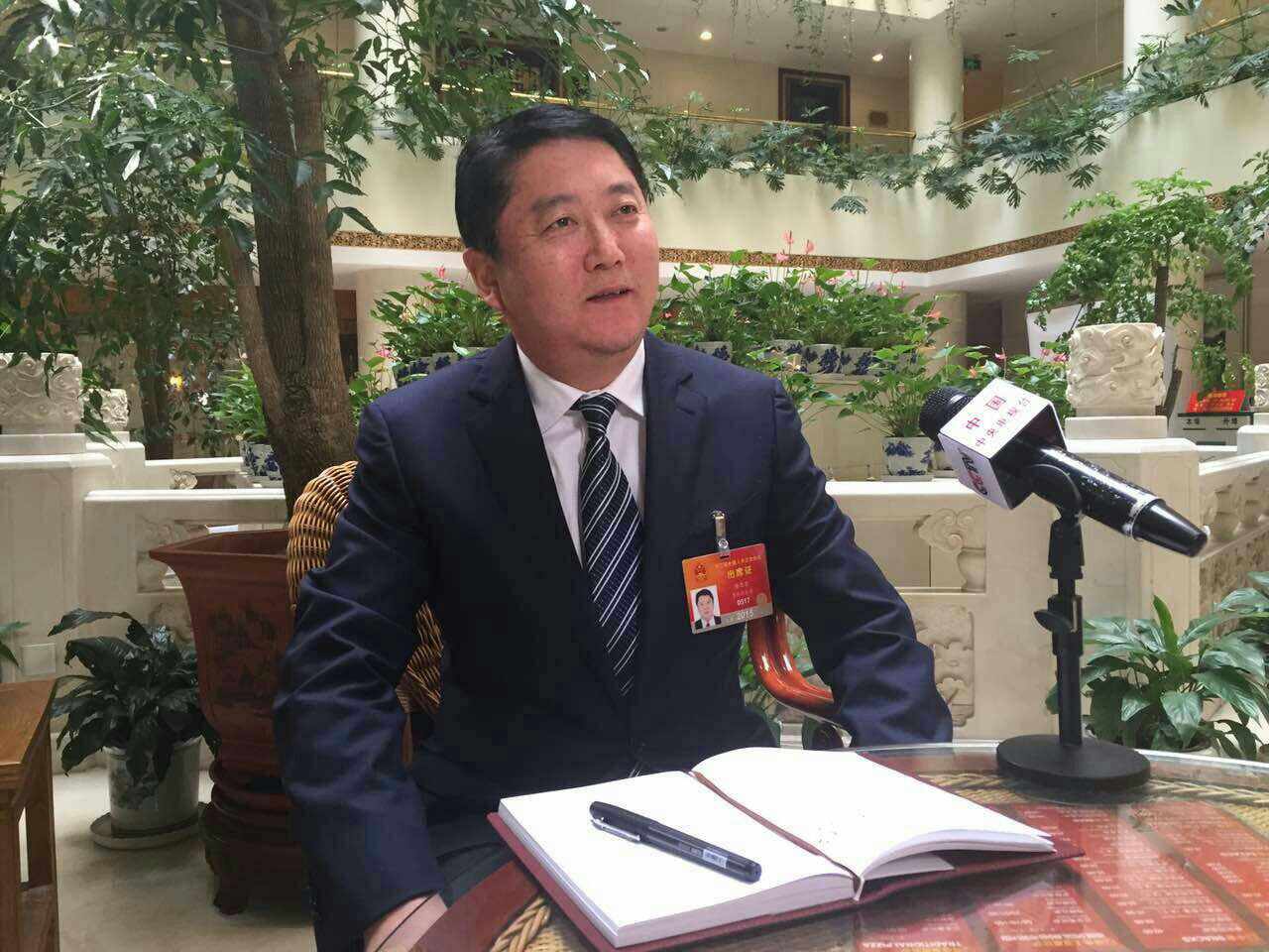 人大代表谢忠岩:生态文明建设一切成本付出皆值得_新闻_央视网(cctv.c