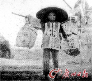 1896年清朝开办邮政官局 邮差小哥一根扁担走广州(0/429)