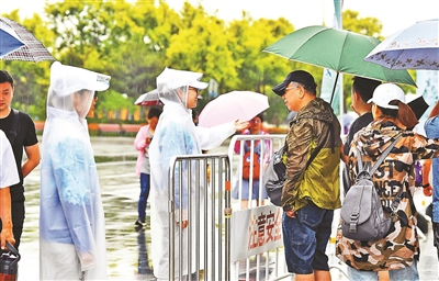 4000余名高校志愿者服务北京世园会 专业服务获赞“最内行”