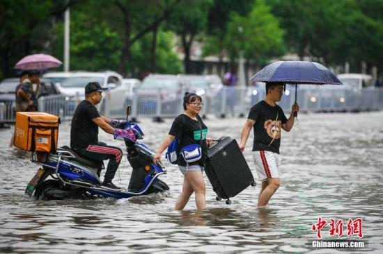 北京5日傍晚到夜间仍有明显降雨 局地短时雨强较大