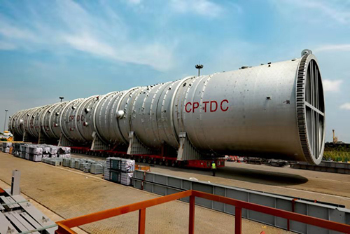 中国制造巨无霸全球最大常压塔启运尼日利亚