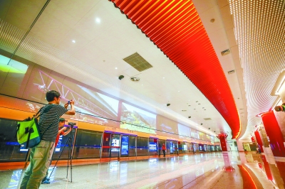 北京地铁大兴机场线下月底开通 支持“刷脸乘车”