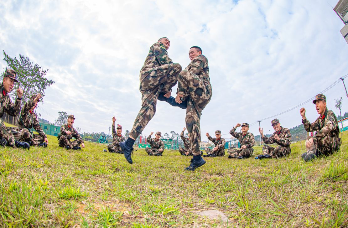 趣味文体活动丰富警营生活