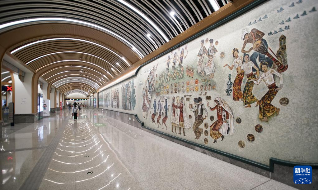 将艺术融入出行路上_时尚台_央视网(cctv.com)