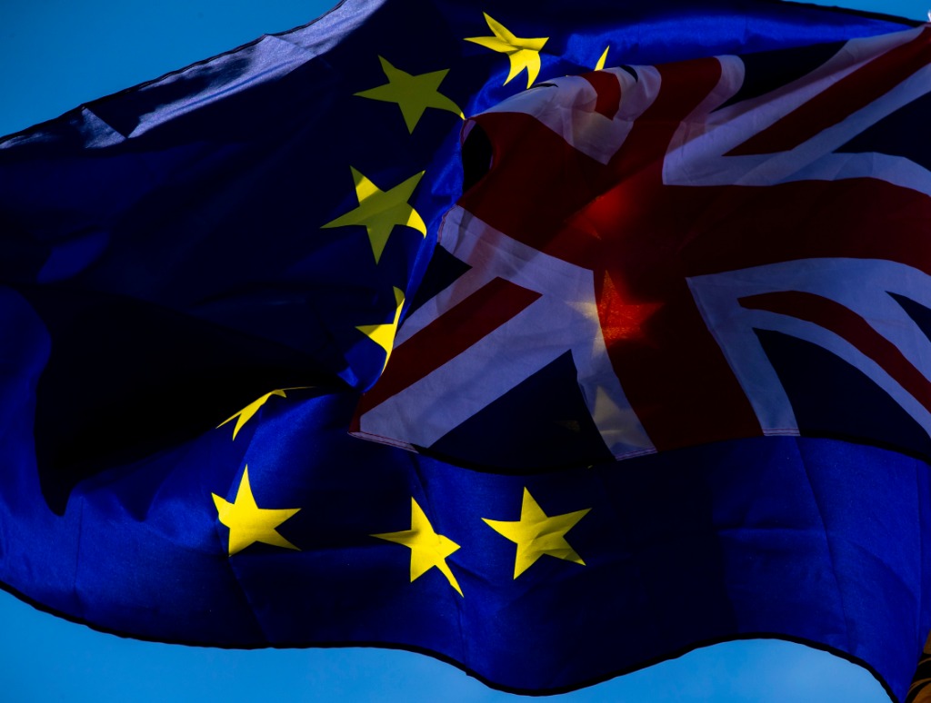 调查：当年英国“脱欧”支持者中仅约三成认为“脱欧”成功_新闻频道_央视网(cctv.com)