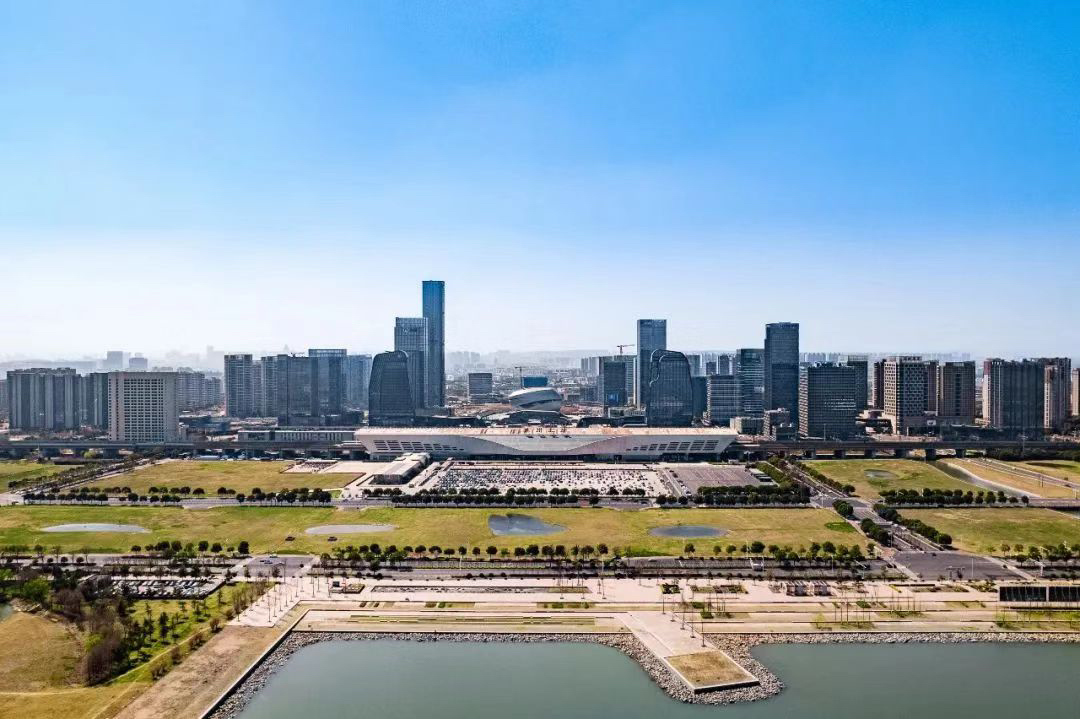 持续掀起“大会战”热潮 苏州高铁新城14个项目集中开工_地方频道_央视网(cctv.com)
