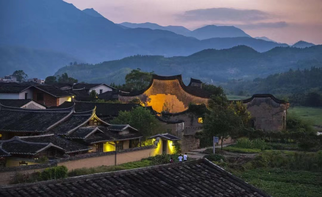 探访“嵩口模式”系列报道⑤|杂志社副主编许灵怡:嵩口慢慢走,古镇故事多_地方频道福建站_央视网(cctv.com)