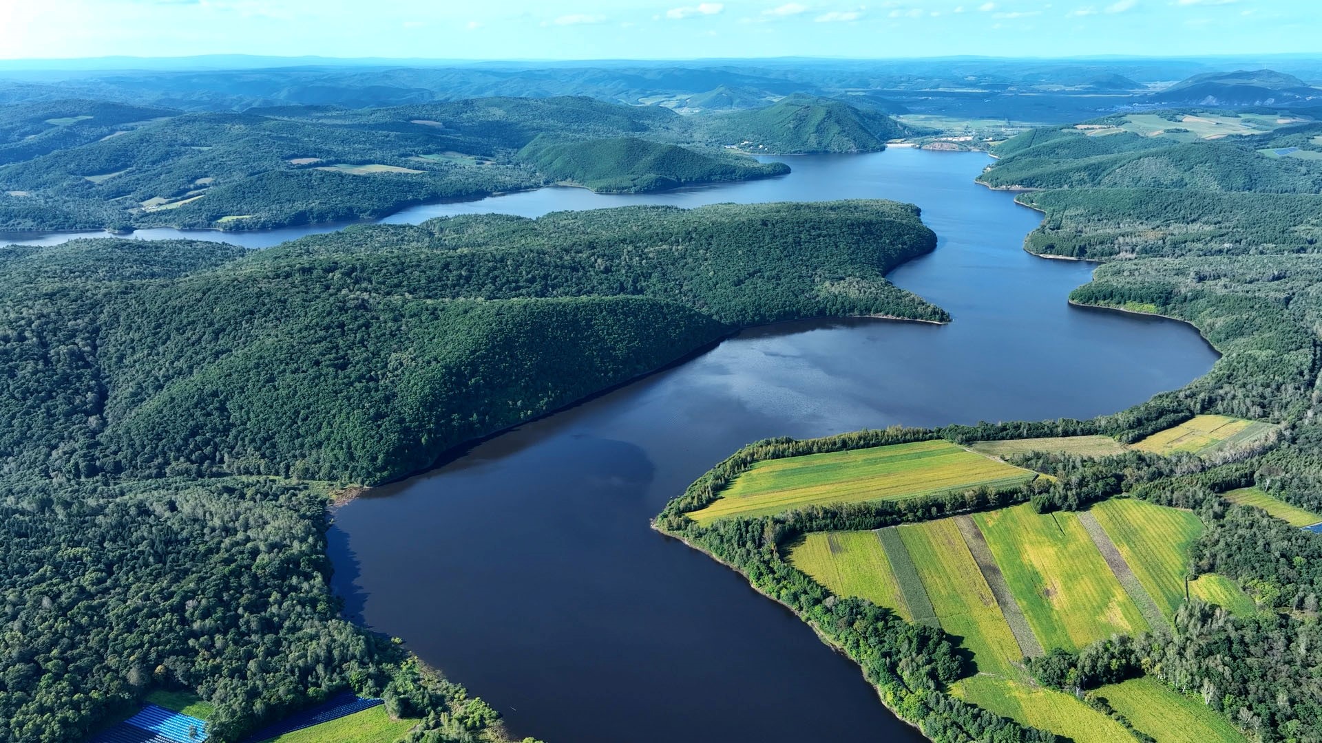 东北虎豹国家公园内的农田