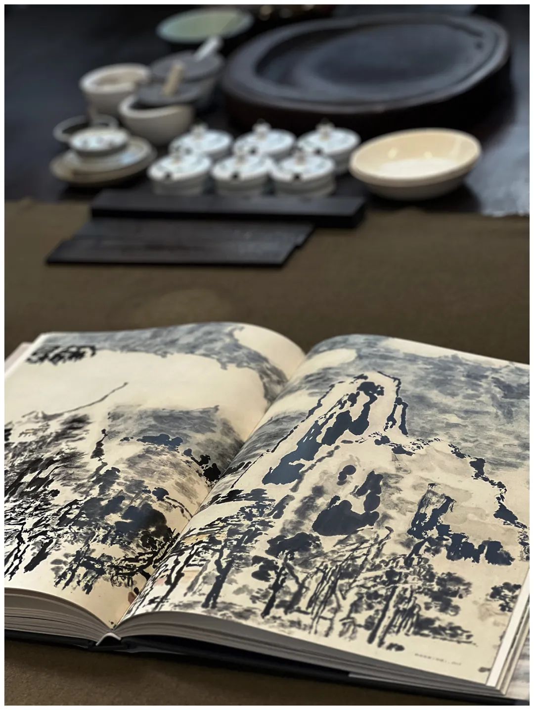 童中焘先生著《画之大者：黄宾虹潘天寿艺术解读》