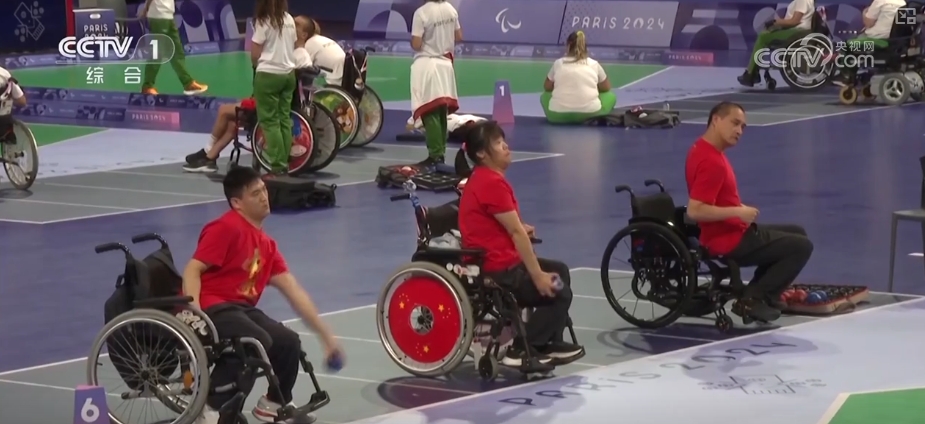 中国运动员展风采 加油！“滚滚”人生也有别样精彩