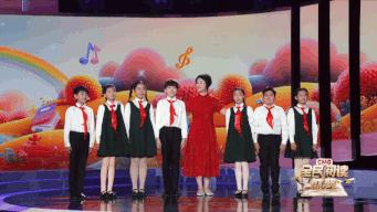 书页间的万种人生