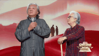 书页间的万种人生