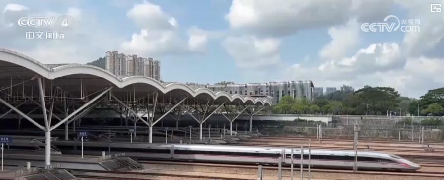 “五一”假期出行指南:铁路、公路迎客流高峰 热门线路车票紧俏