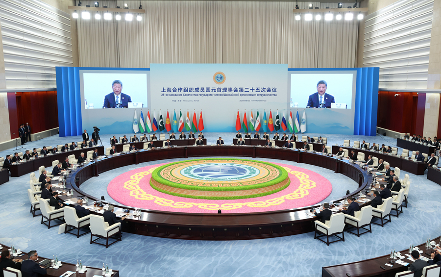 9月1日上午，上海合作組織成員國元首理事會第二十五次會議在天津梅江會展中心舉行。中國國家主席習近平主持會議并發表題為《牢記初心使命　開創美好未來》的重要講話。