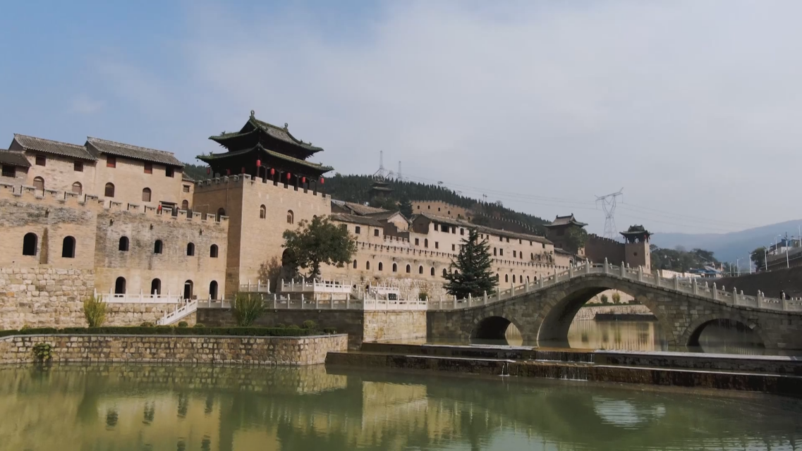 图为湘峪古堡