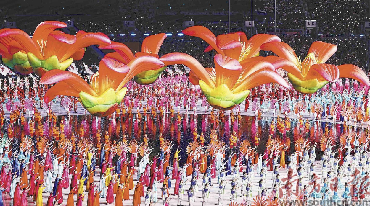 第十五届全国运动会开幕式已进行四次全要素彩排。张力坚 摄