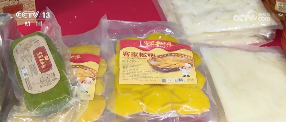 多彩集市透着浓浓年味藏着经济活力 品质升级助力“年经济”焕彩焕新