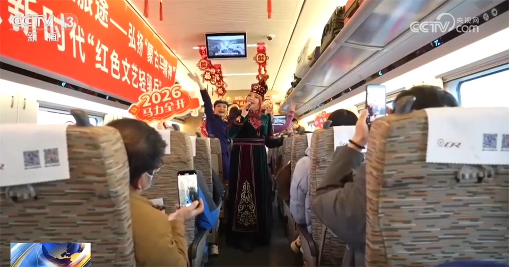 年货市场持续升温“拉满”新春氛围感 特色活动“文化味”浓打造视听盛宴