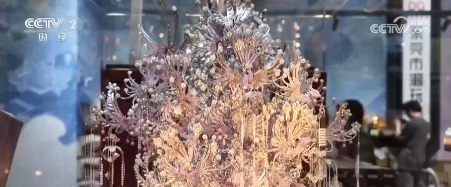 国货潮品拥抱AI跻身“顶流”成为消博会海外客户扫货新目标