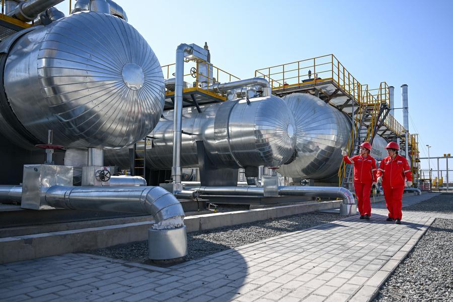 Patrol Checking at Shale Oil Station