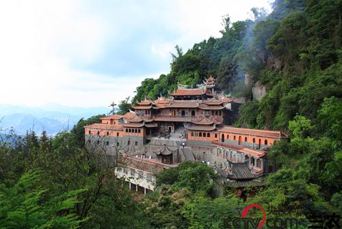 鄉村旅遊春暖花開踏青安溪清水巖